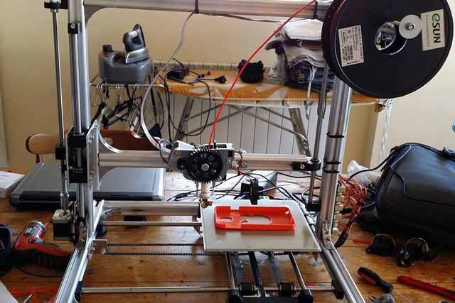 sáng chế, chai nhựa, vỏ điện thoại,